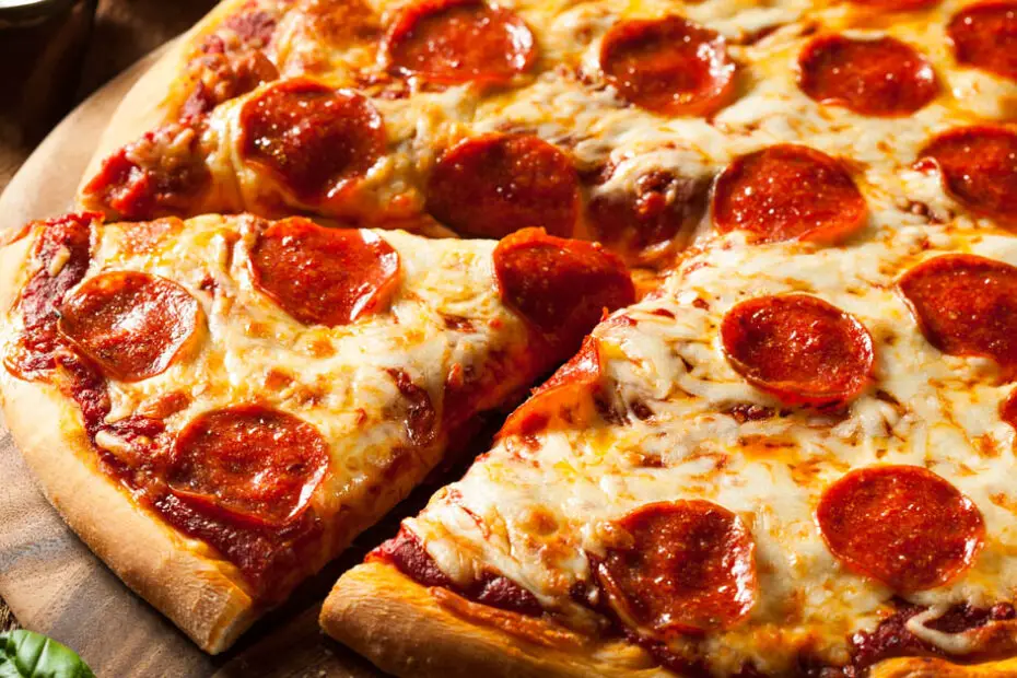 Featured Image of Italian Pizza vs American Pizza