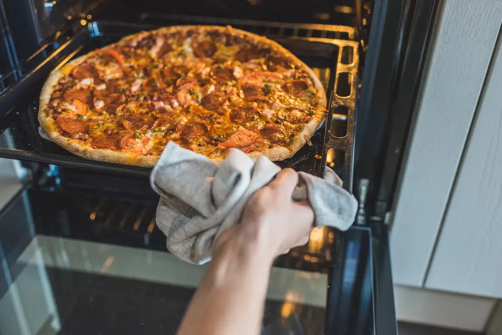 Step-by-Step Process of pizza reheating